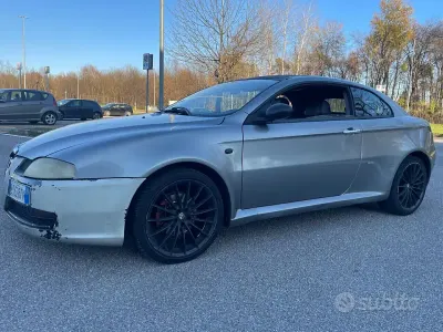 Usata Alfa Romeo GT 150 CV (110 kW) 2005 Grigio Coupé