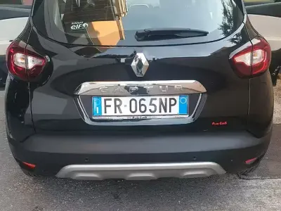Usata Renault Captur 110 CV (80 kW) 2018 Nero SUV