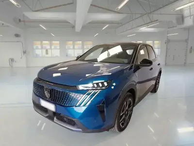 Usata Peugeot 3008 GT 136 CV (100 kW) 2025 Blu SUV