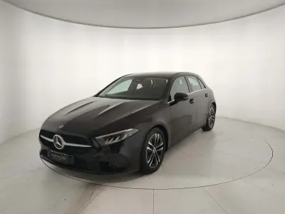 Usata Mercedes A180 Advanced 116 CV (85 kW) 2023 Nero Berlina