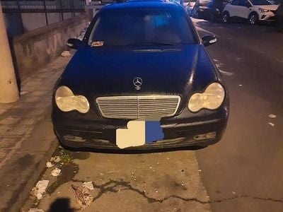 Usata Mercedes C220 2001 Blu Utilitaria