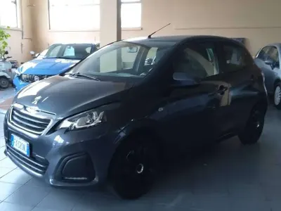 Usata Peugeot 108 Active 72 CV (52 kW) 2019 Other Utilitaria