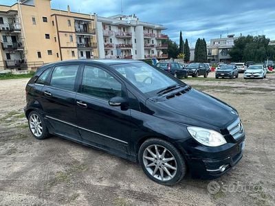 Usata Mercedes B200 2006 Nero Monovolume