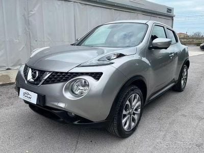 Usata Nissan Juke Tekna 110 CV (80 kW) 2015 Grigio SUV