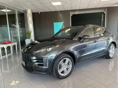 Usata Porsche Macan Sport 245 CV (180 kW) 2019 Grigio SUV