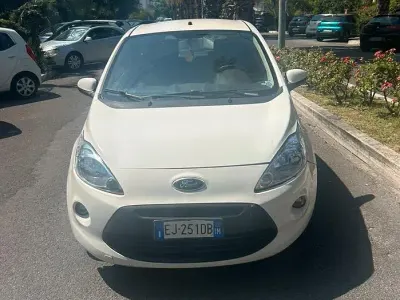 Usata Ford Ka 69 CV (50 kW) 2011 Bianco Utilitaria