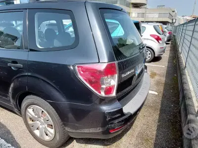 Usata Subaru Forester 150 CV (110 kW) 2008 Nero SUV