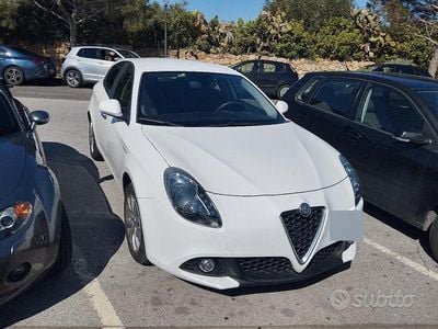 Usata Alfa Romeo Giulietta 120 CV (88 kW) 2018 Bianco Utilitaria