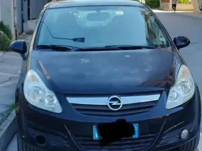 Usata Opel Corsa 80 CV (58 kW) 2009 Nero Utilitaria