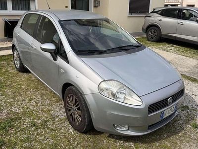 Usata Fiat Grande Punto Dynamic 90 CV (66 kW) 2006 Utilitaria