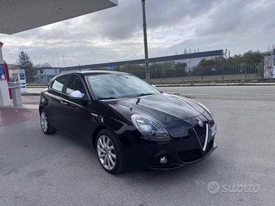 Usata Alfa Romeo Giulietta Business 120 CV (88 kW) 2017 Nero Utilitaria