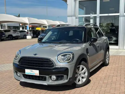 Usata Mini Cooper D Countryman Hype 150 CV (110 kW) 2018 Grigio SUV