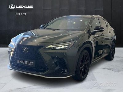 Usata Lexus NX450h+ Sport Line 309 CV (227 kW) 2022 Verde SUV