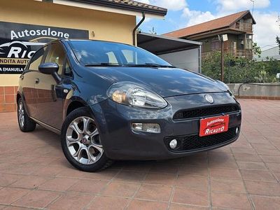 Usata Fiat Punto Lounge 85 CV (62 kW) 2012 Grigio Utilitaria