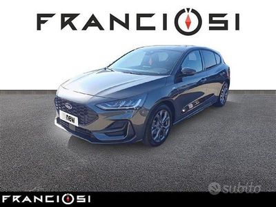Usata Ford Focus ST-Line 125 CV (91 kW) 2023 Grigio scuro