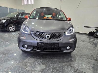 Arancione Usata 2016 Smart ForFour Passion Utilitaria | 8799 € (Buon prezzo)