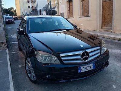Usata Mercedes C220 Classic 170 CV (125 kW) 2011 Nero Berlina