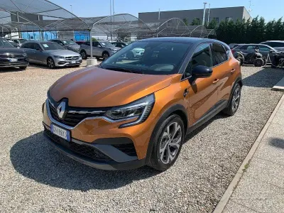 Usata Renault Captur Rive Gauche 94 CV (69 kW) 2022 Arancione SUV