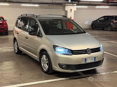 Usata VW Touran Comfortline 104 CV (76 kW) 2011 Grigio Monovolume