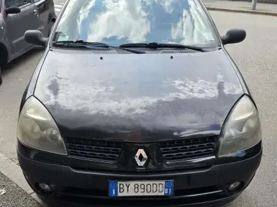 Brugt Renault Clio II 58 HK (42 kW) 2002 Sedan
