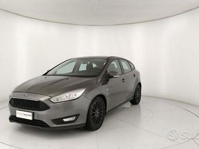 Usata Ford Focus Business Edition 120 CV (88 kW) 2017 Grigio Utilitaria