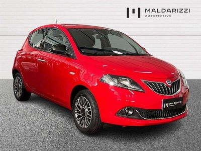 Usata Lancia Ypsilon 69 CV (50 kW) 2023 Rosso Utilitaria