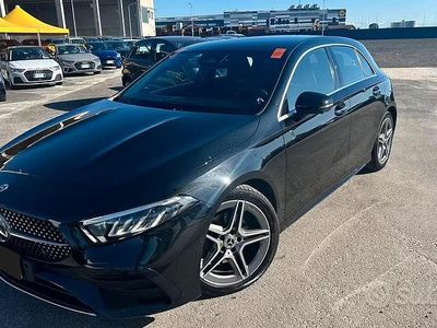 Usata Mercedes A180 AMG Line Premium 116 CV (85 kW) 2023 Nero Berlina
