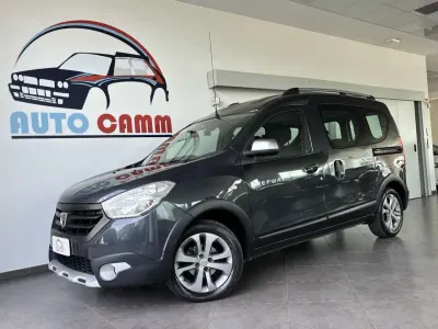Usata Dacia Dokker Stepway 90 CV (66 kW) 2017 Grigio Monovolume