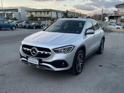 Mercedes GLA200