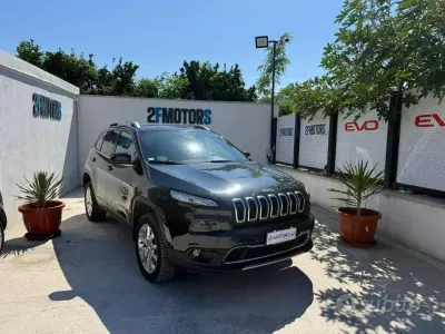 Usata Jeep Cherokee Limited 170 CV (125 kW) 2015 Nero SUV