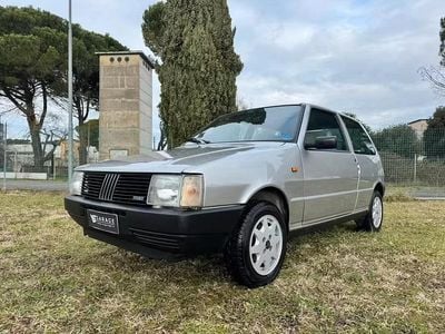 Occasion Fiat Uno 44 ch (32 kW) 1986 Argent Citadine