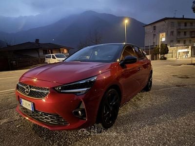 Usata Opel Corsa GS Line 101 CV (74 kW) 2020 Rosso Utilitaria