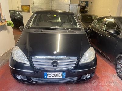Käytetty Mercedes A170 Avantgarde 116 HP (85 kW) 2005 Musta Sedan