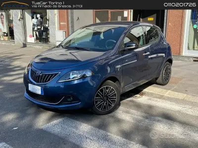 Usata Lancia Ypsilon Gold 69 CV (50 kW) 2022 Blu Utilitaria