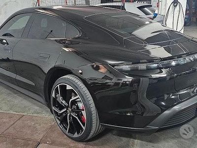 Porsche Taycan 4S