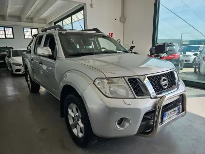Usata Nissan Navara 190 CV (139 kW) 2014 Argento Pick-up