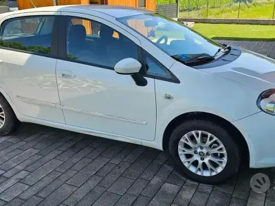 Usata Fiat Punto Evo Active 77 CV (56 kW) 2010 Bianco Utilitaria