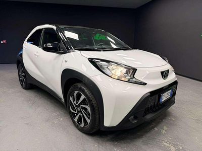 Usata Toyota Aygo X Trend 72 CV (52 kW) 2025 Bianco SUV
