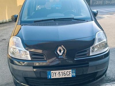 Usata Renault Modus 75 CV (55 kW) 2010 Nero Monovolume