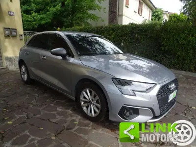 Usata Audi A3 Business 116 CV (85 kW) 2021 Argento Berlina