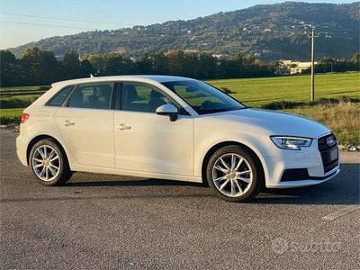 Usata Audi A3 Business 116 CV (85 kW) 2017 Bianco Berlina