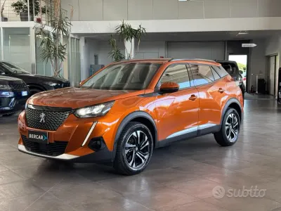Usata Peugeot 2008 Allure 131 CV (96 kW) 2021 Giallo SUV