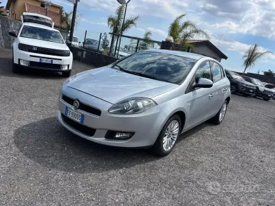 Usata Fiat Bravo Dynamic 120 CV (88 kW) 2011 Grigio Utilitaria