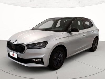 Usata Skoda Fabia 95 CV (69 kW) 2025 Argento brillante metallizzato nero tulipano perlato Utilitaria