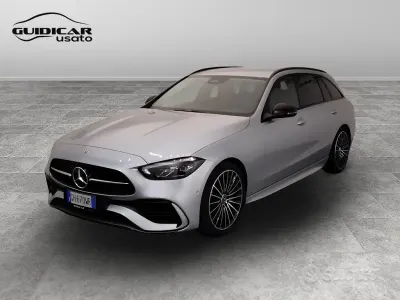 Usado Mercedes 220 Premium 200 CV (147 kW) 2022 Plateado Familiar