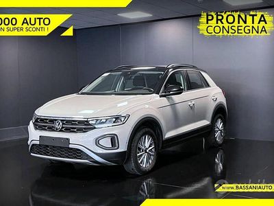 Usata VW T-Roc Life 2022 Grigio SUV