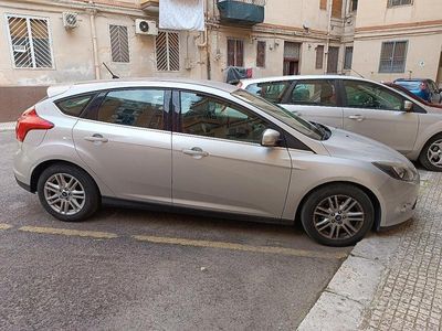 Usata Ford Focus 95 CV (69 kW) 2014 Grigio Berlina