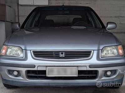 Usata Honda Civic 126 CV (92 kW) 1996 Grigio Berlina