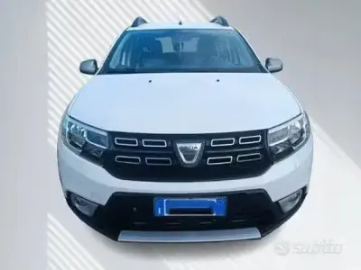 Usata Dacia Sandero Stepway 95 CV (69 kW) 2019 Bianco Berlina