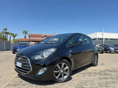 Usata Hyundai ix20 118 CV (86 kW) 2019 Nero Utilitaria